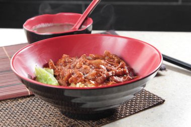 Etli eriştenin mutfak fotoğrafı.