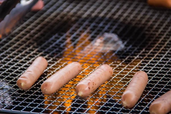 Uma cozinha atirar carne usada iluminação — Fotografia de Stock