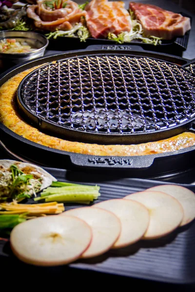 Una sesión de cocina utiliza la iluminación de carne — Foto de Stock