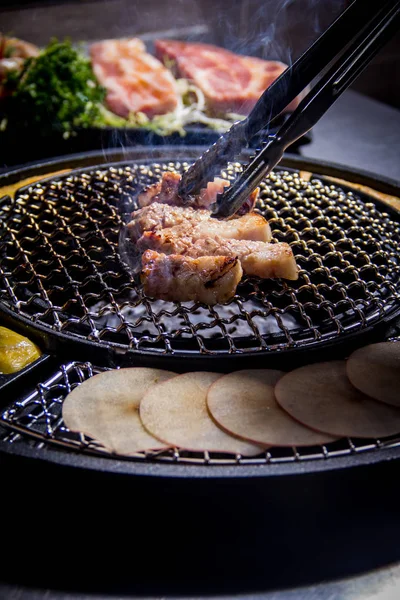 Een keuken shoot gebruikt vlees verlichting — Stockfoto