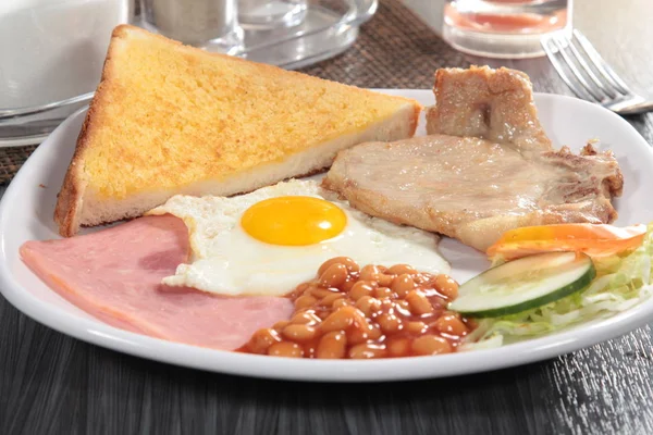 mutfağı ateş et aydınlatma kullanılan