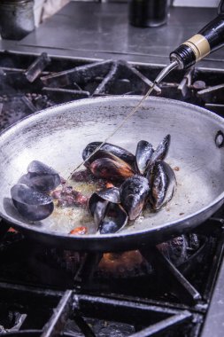 mutfağı ateş et aydınlatma kullanılan