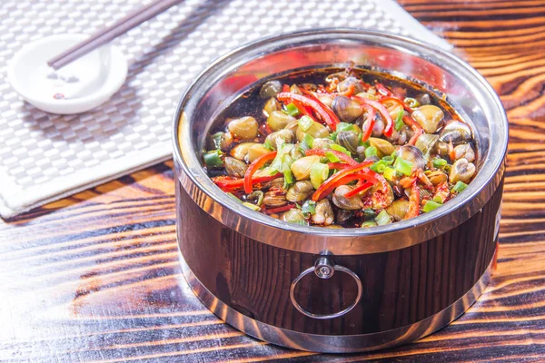 Una sesión de cocina utiliza la iluminación de carne — Foto de Stock