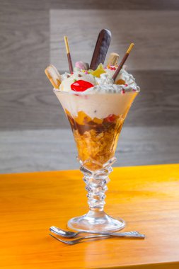 mutfağı ateş et aydınlatma kullanılan