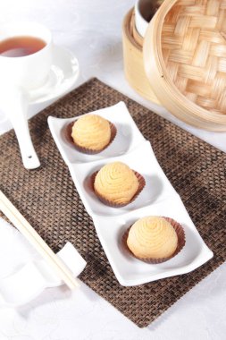 Lezzetli Asya yemeklerinin yakın görüntüsü 