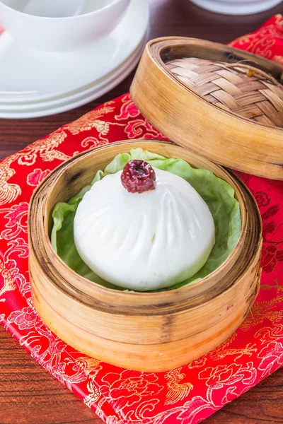 Closeup Steamed Buns Bamboo Steamer Dim Sum — 스톡 사진