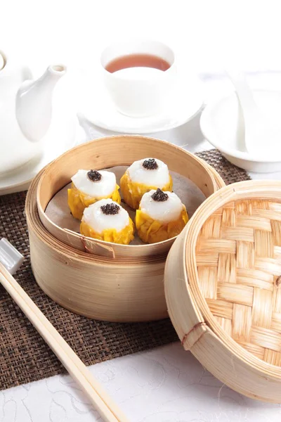 Closeup Steamed Buns Bamboo Steamer Dim Sum — Fotografia de Stock