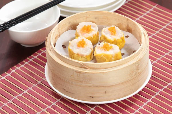 Closeup Steamed Dumplings Bamboo Steamer Dim Sum — 스톡 사진