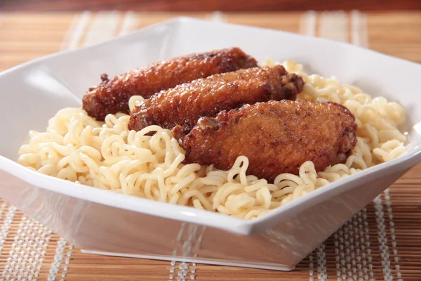 Close Noodles Dish Chicken Meat — Stockfoto