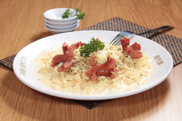 Close Plate Noodles Table — Foto de Stock