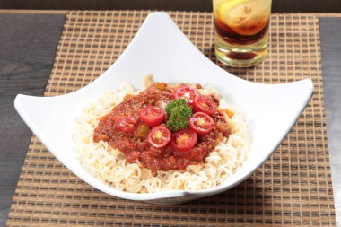  plate of noodles on table, closeup