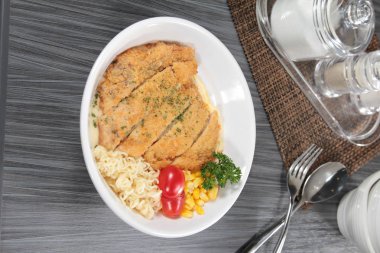  plate of noodles on table, closeup