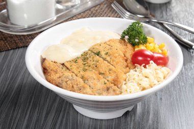  plate of noodles on table, closeup