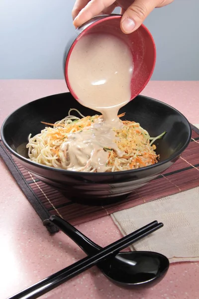 Close Noodles Dish — 图库照片