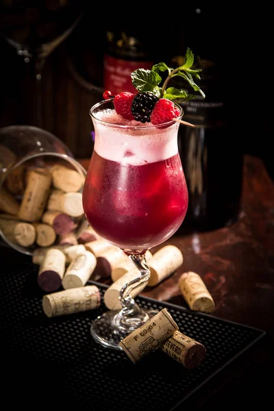 Cocktail Berries Table — Zdjęcie stockowe