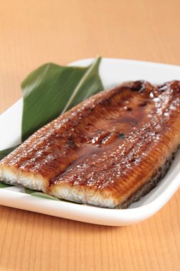 Yılanbalığı mutfağının bir fotoğrafı.