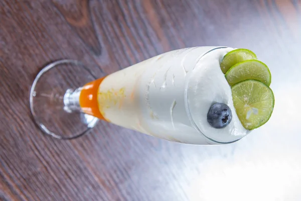 Iced Fruit Smoothie Glass — Fotografia de Stock