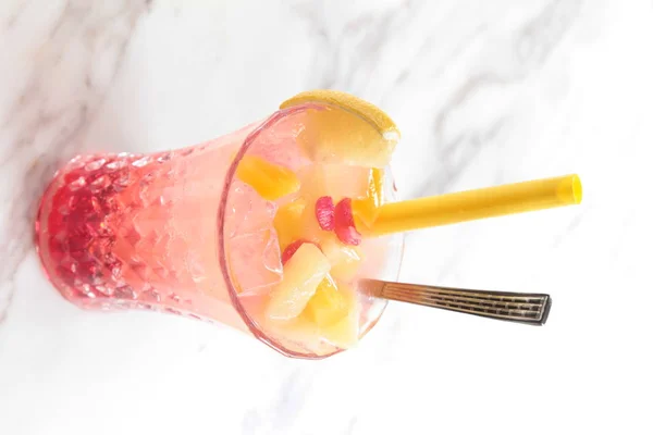 Fruit Cocktail Ice Table — Stockfoto