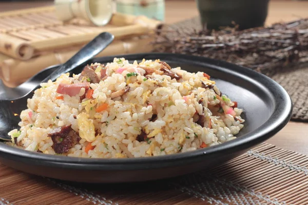 Uma cozinha atirar carne usada iluminação — Fotografia de Stock