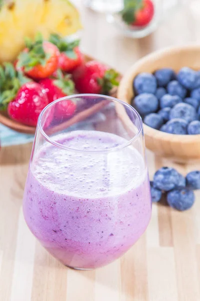 Fresh Smoothie Berries Fruits Wooden Table — Stock Photo, Image