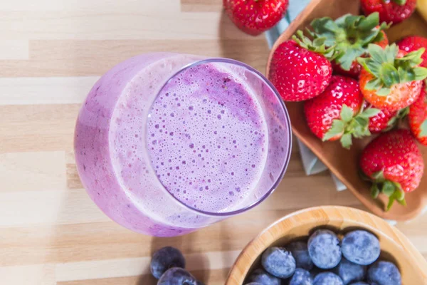 Fresh Smoothie Berries Fruits Wooden Table — Stock Photo, Image