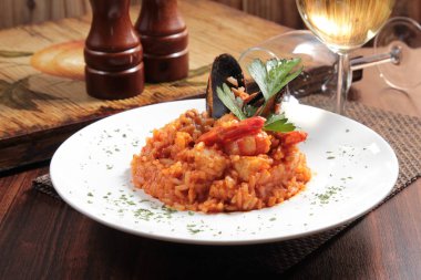 mutfağı ateş et aydınlatma kullanılan