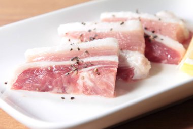 Çiğ domuz mutfağı fotoğrafı