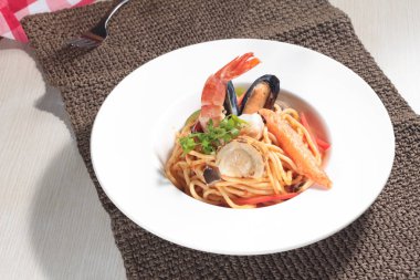 mutfağı ateş et aydınlatma kullanılan