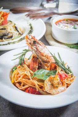 mutfağı ateş et aydınlatma kullanılan