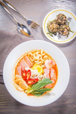 mutfağı ateş et aydınlatma kullanılan