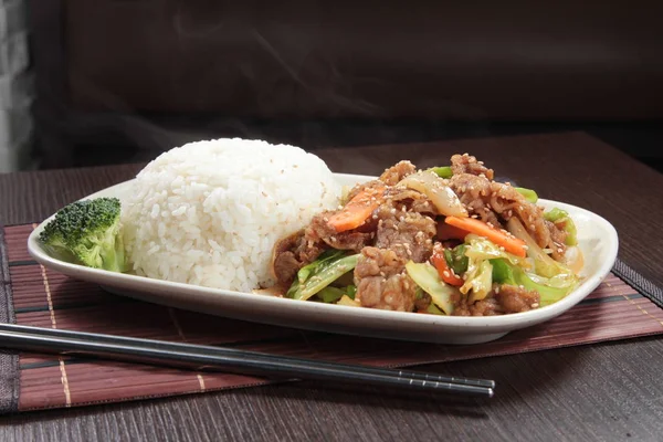 stir-fried rice with vegetables, thai food and vegetable