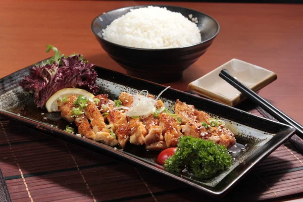 mutfağı ateş et aydınlatma kullanılan