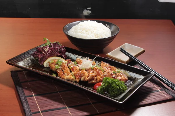 mutfağı ateş et aydınlatma kullanılan