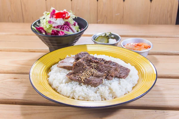 mutfağı ateş et aydınlatma kullanılan