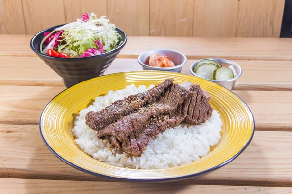 mutfağı ateş et aydınlatma kullanılan