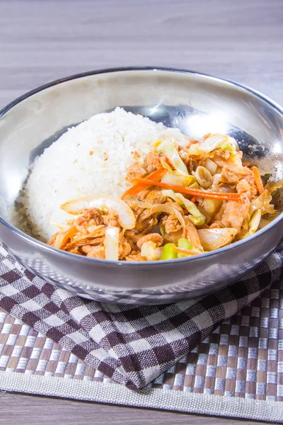 mutfağı ateş et aydınlatma kullanılan