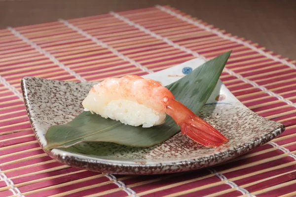 mutfağı ateş et aydınlatma kullanılan