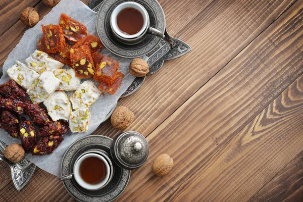 Türkisches Vergnügen mit Tee — Stockfoto