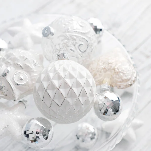 Bianco vintage palle di Natale — Foto Stock