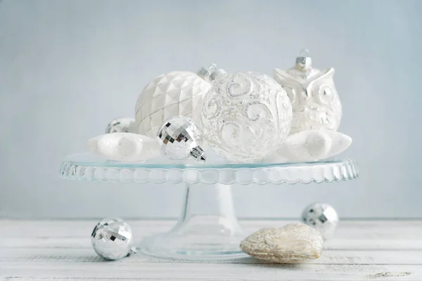 Bolas de Navidad vintage blancas — Foto de Stock