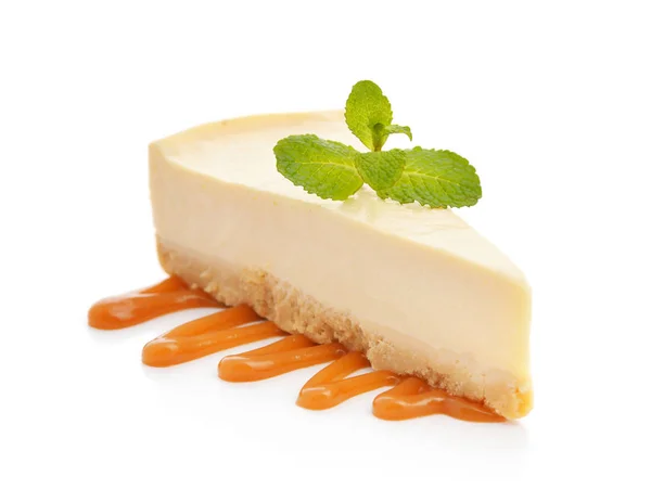 Slice of cheesecake "New York" with mint — Stock Photo, Image