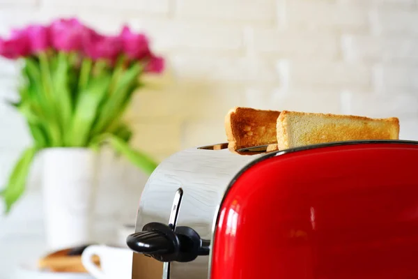 Toaster with bread — Stock Photo, Image