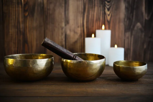 Tibetan handcrafted singing bowls — Stock Photo, Image