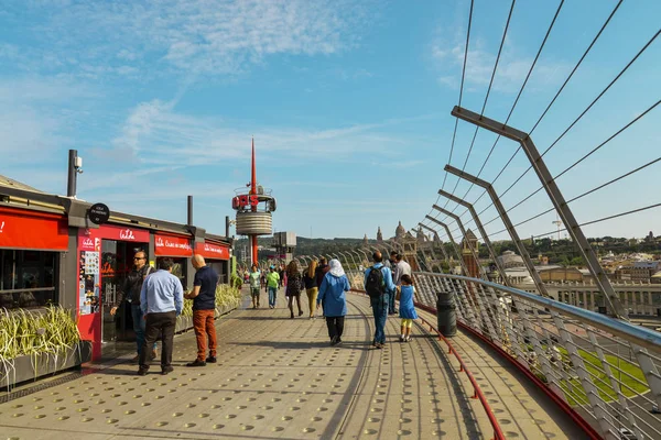 Völker auf dem Dach der Arenen von Barcelona — Stockfoto