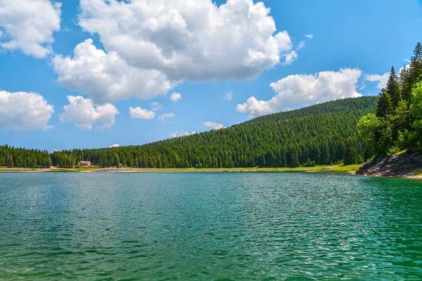 Veduta del Lago Nero — Foto Stock