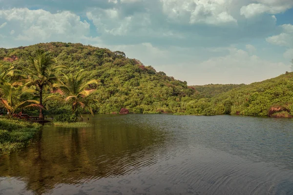 Vista sobre Sweet Lake — Foto de Stock