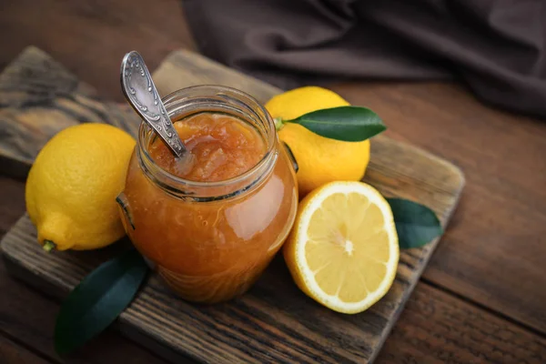 Mermelada de limón en frasco —  Fotos de Stock