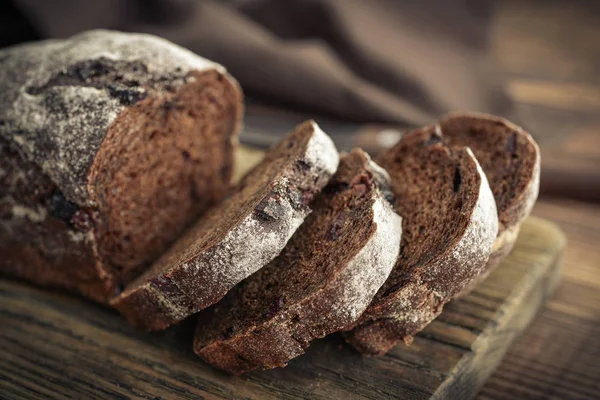 Sliced rye bread — Stock Photo, Image