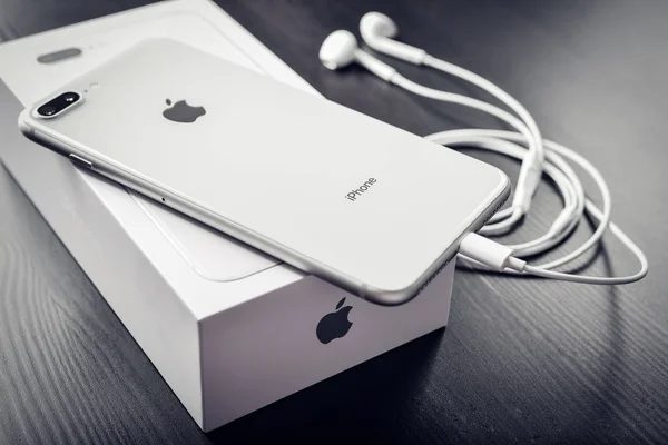Apple iphone 8 Plus Silver — Stockfoto