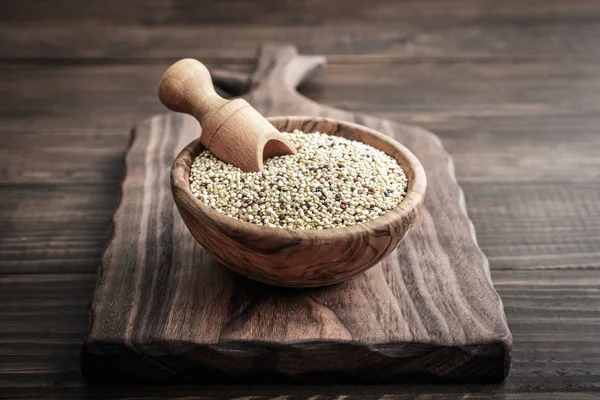 Sementes de quinoa cruas brancas — Fotografia de Stock